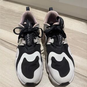 Nike Women's Black and White Air Max Shoes